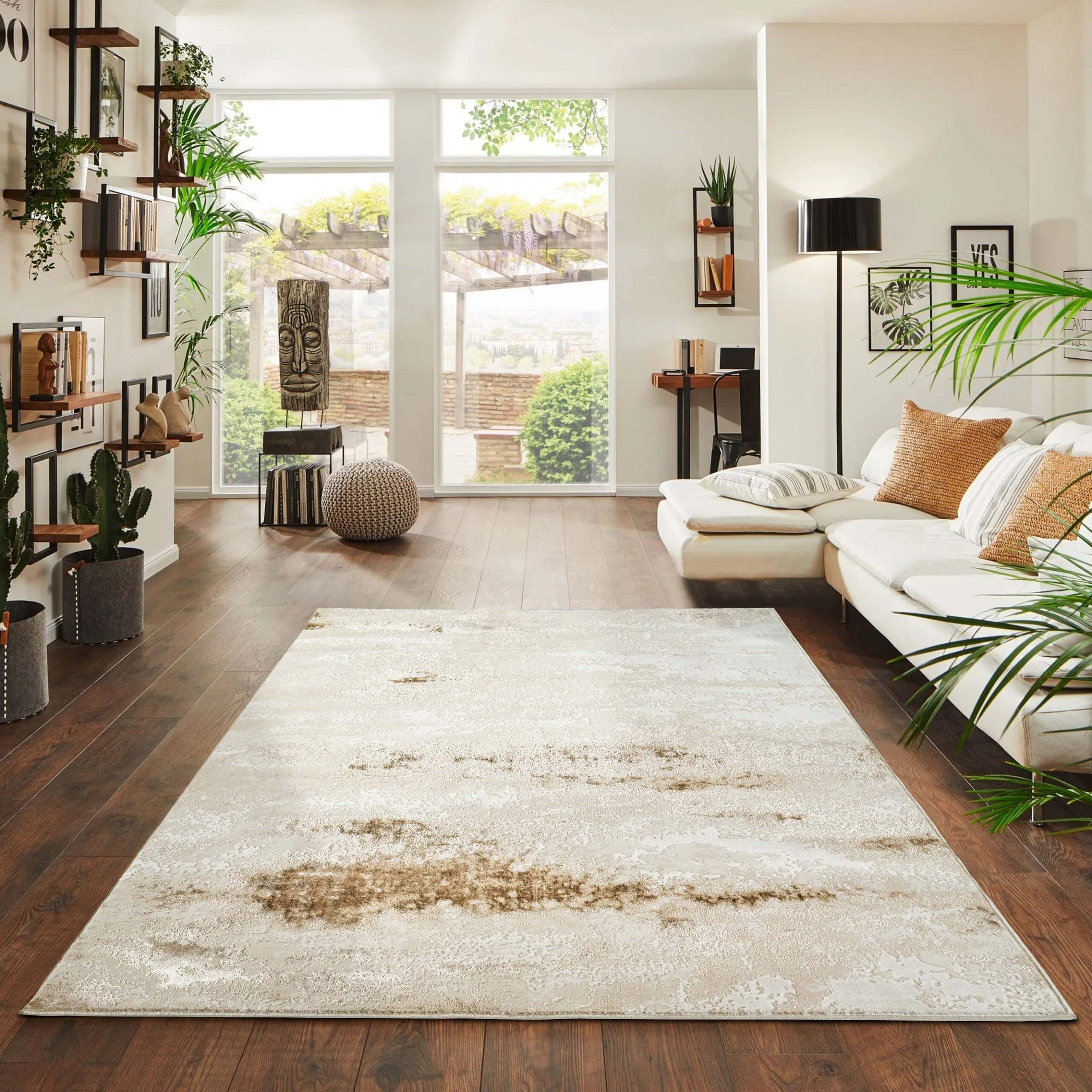 RUGS