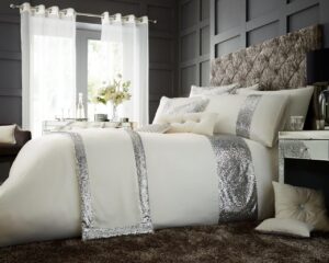 Glamorous Duvet Cover and Pillowcase Set - Cream