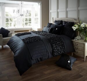 Verina Duvet Cover and Pillowcase Set - Black