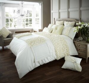Verina Duvet Cover and Pillowcase Set - Cream