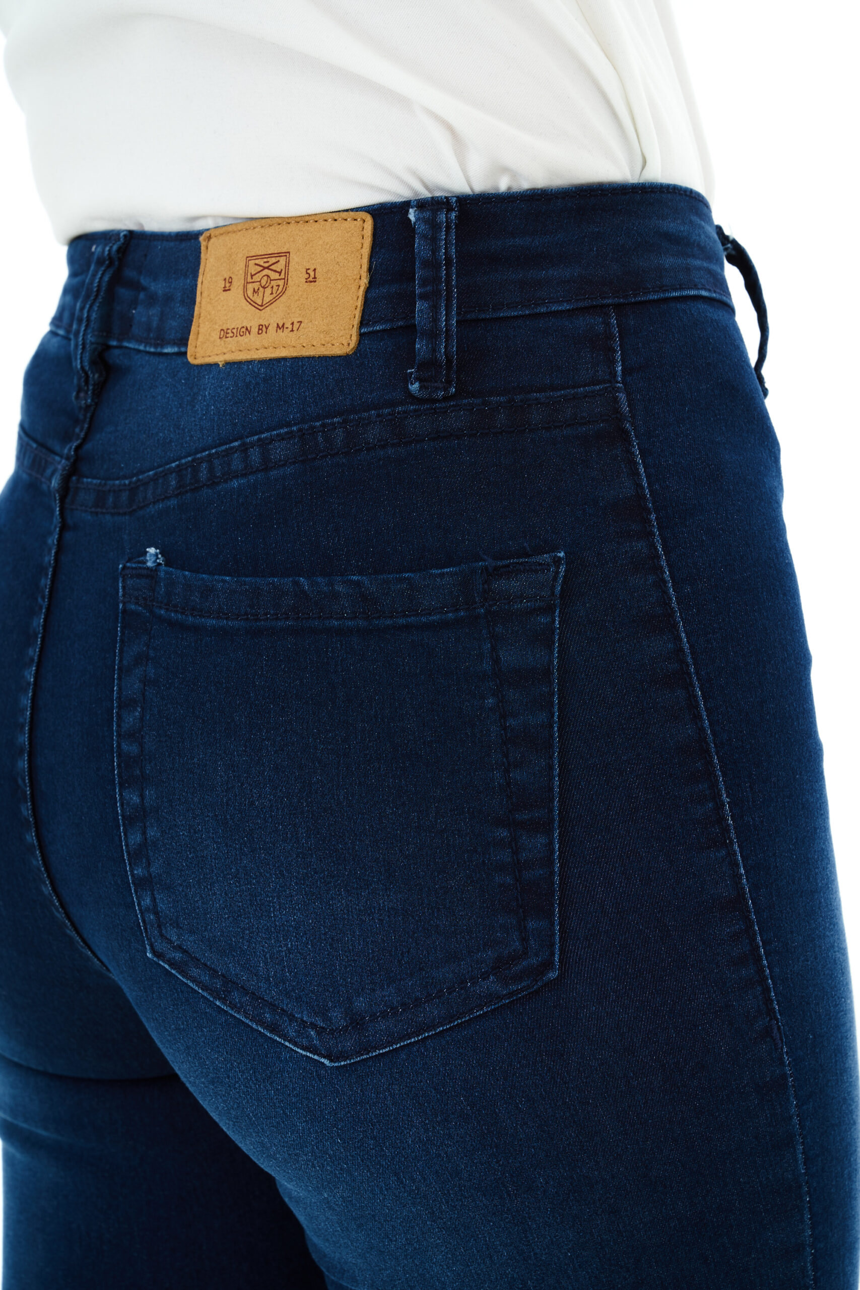 Saddaqat_1728DLTRS297_DARKWASH_010