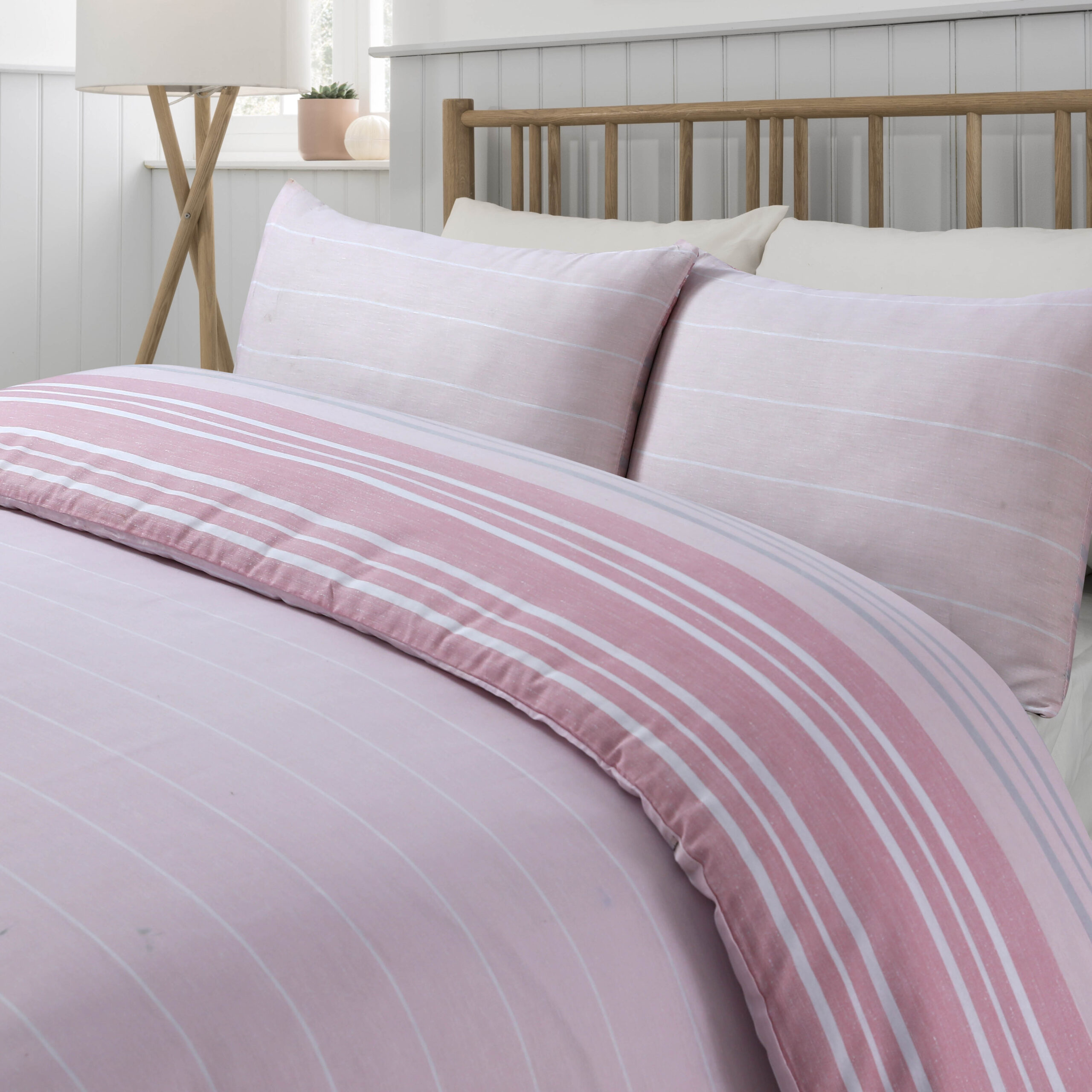 Textured_Stripe_Blush closup