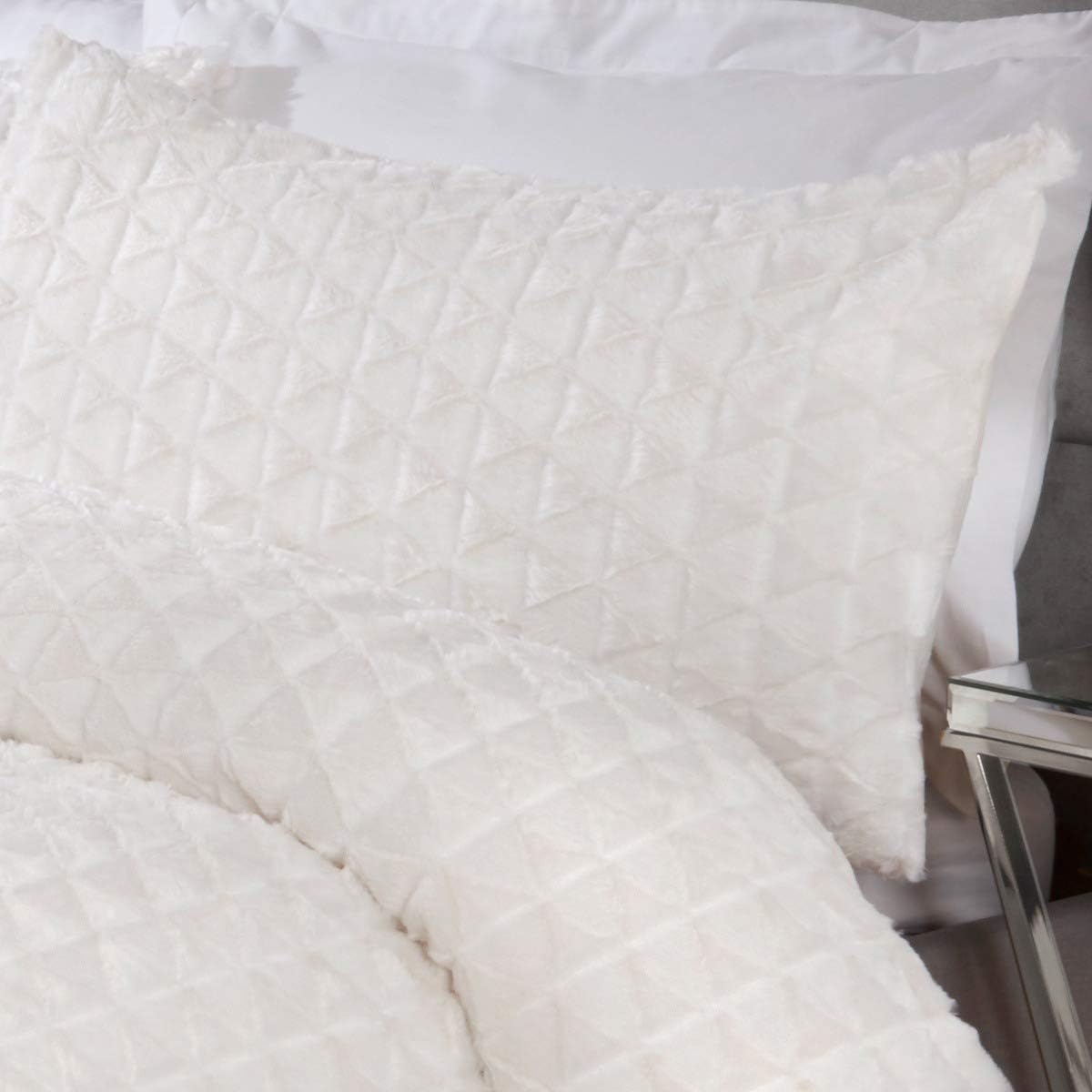 61EaCVuzJTL._AC_SL1200_