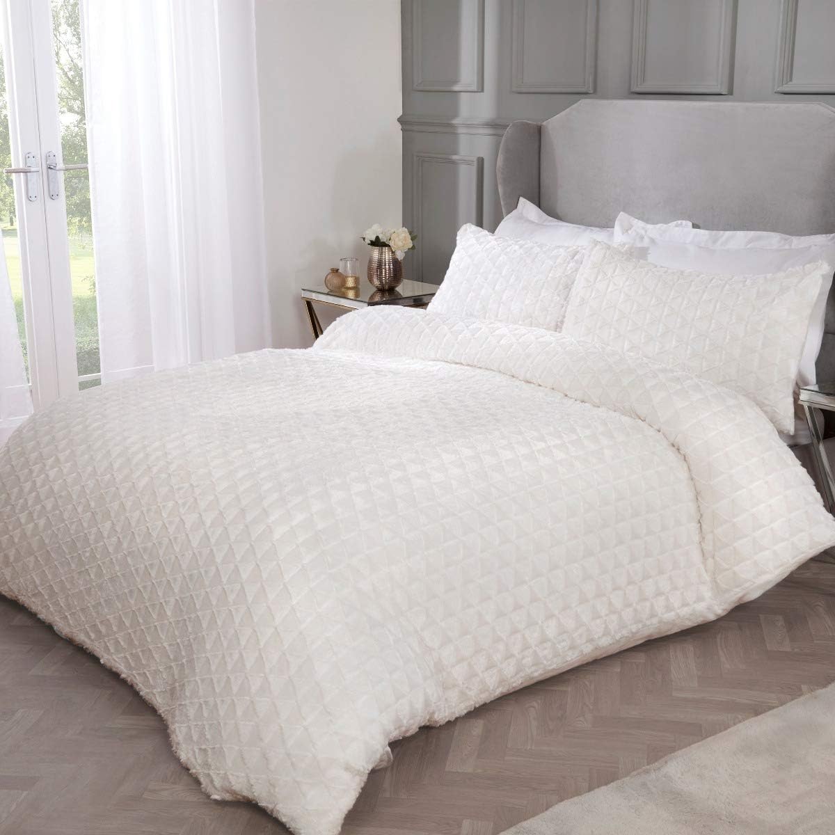 61uOhrJyb2L._AC_SL1200_ Triangle Airblown Duvet Cover With Pillowcases - Cream