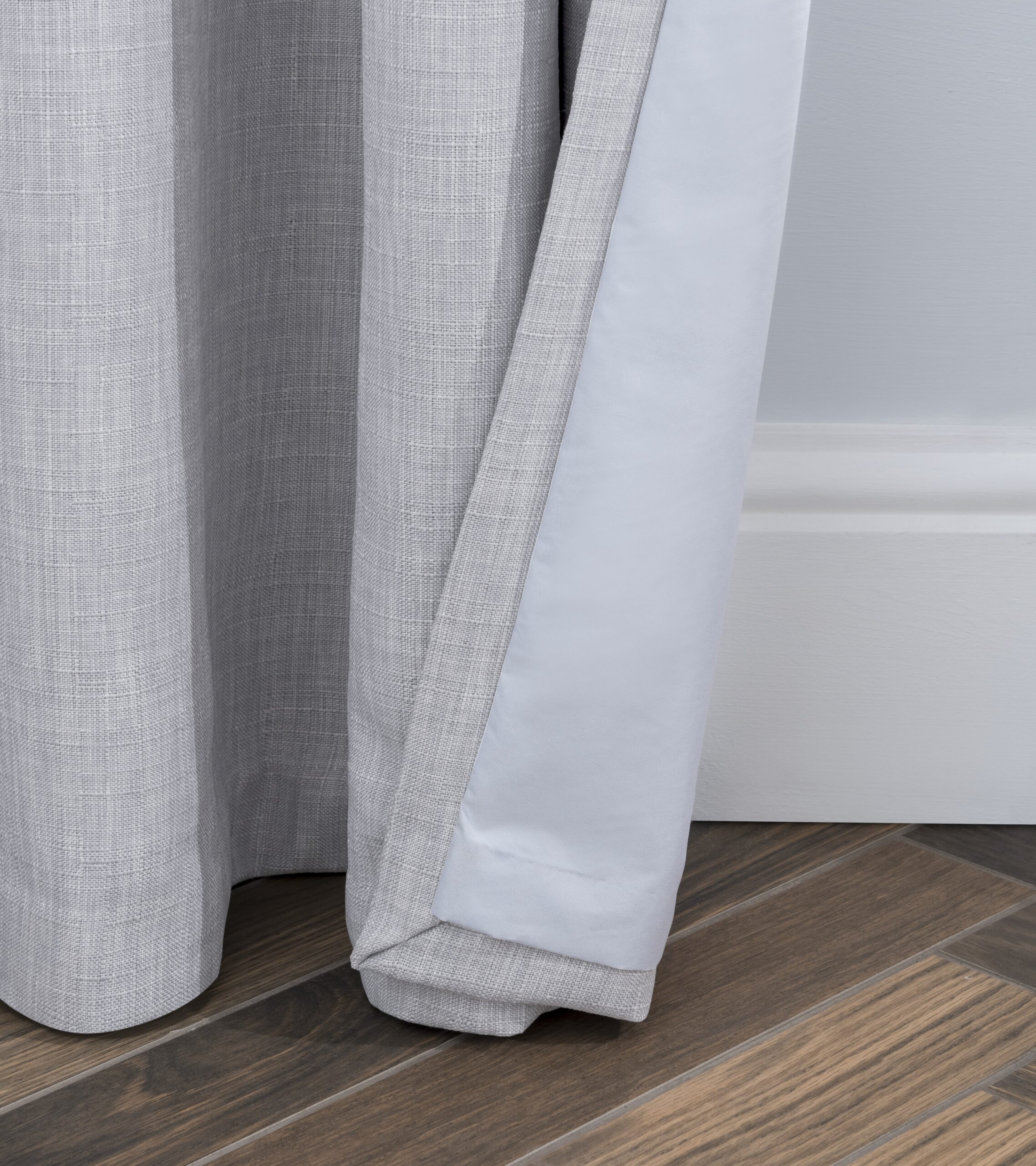 Silver_Curtain_liner