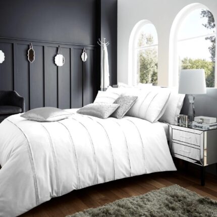 Schema Duvet Set - White