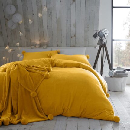 Fleece Pom Pom Duvet Set – Ochre